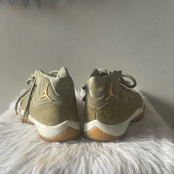 Wmns Air Jordan 11 Retro ‘Olive Lux’ - Picture 2 of 4
